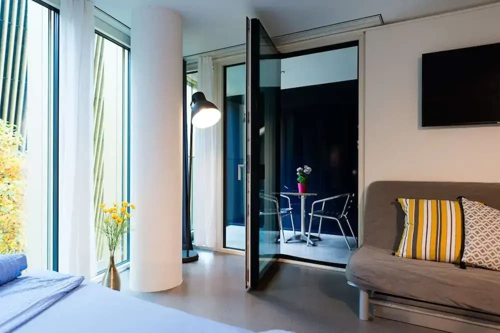 LU Bourbaki I - Allmend Hitrental Apartment