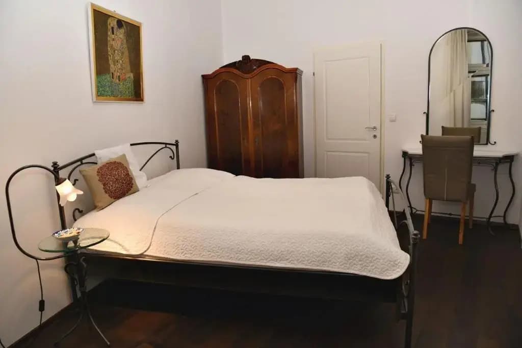 Grand Vienna City Center Apartment
