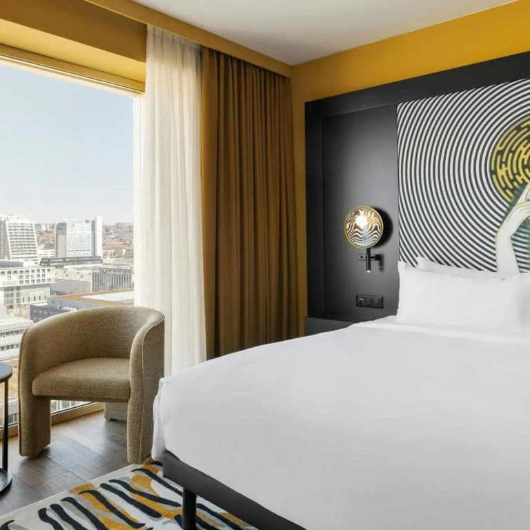 Renaissance Zürich Tower Hotel