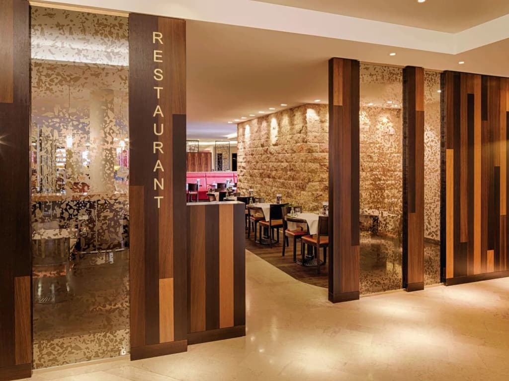 Mövenpick Hotel Geneva