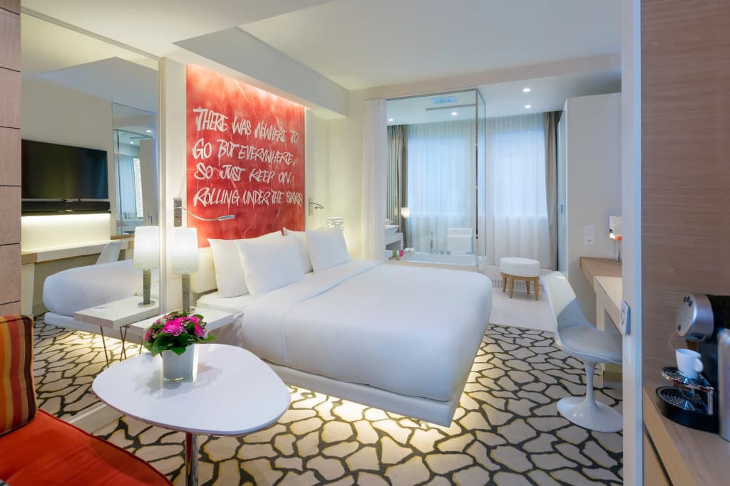 Hotel N'vY