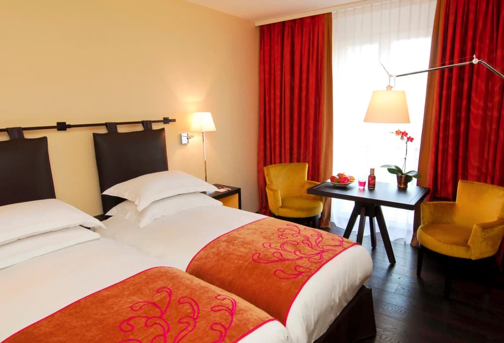 Eastwest Hotel