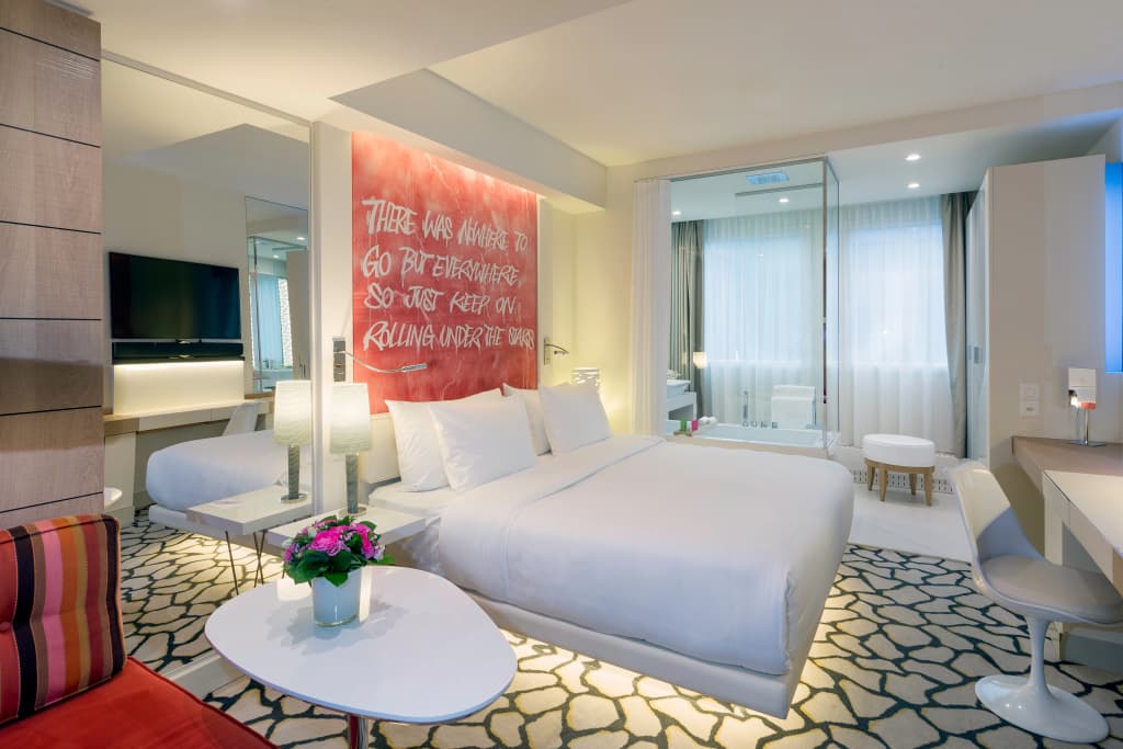 Hotel N'vY