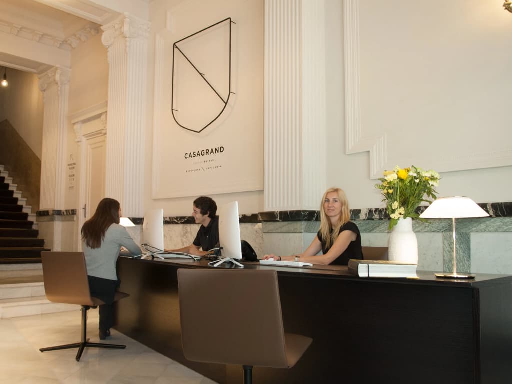 Casagrand Luxury Apartments Barcelona