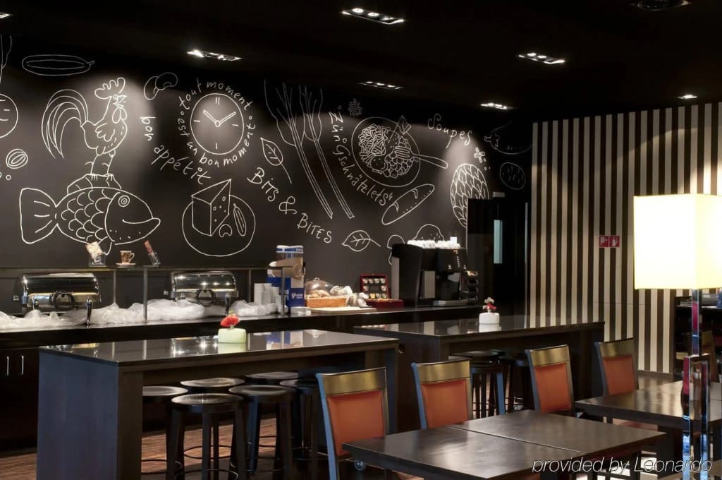 Holiday Inn Zurich - Messe by IHG