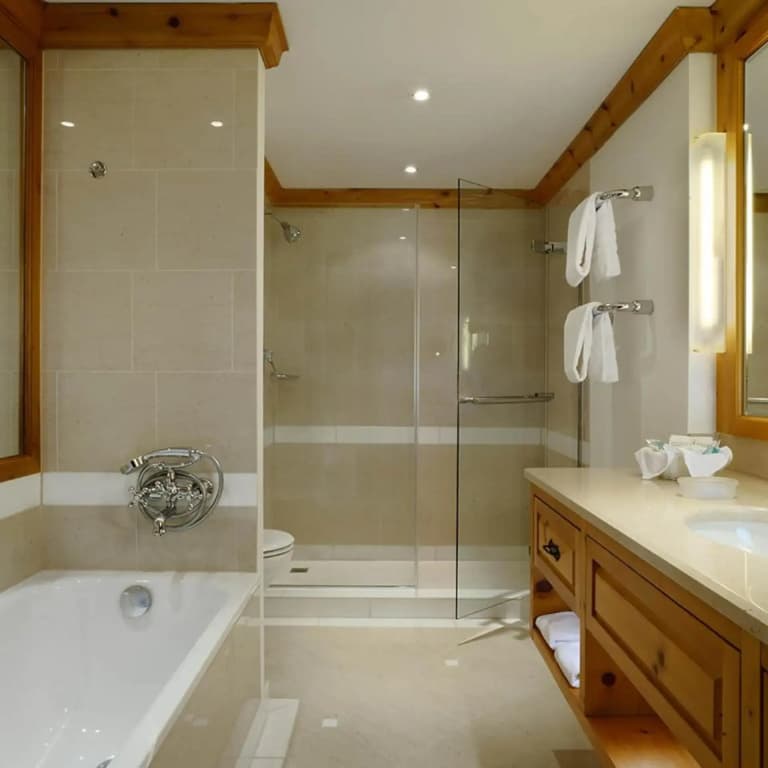 Crystal Hotel
