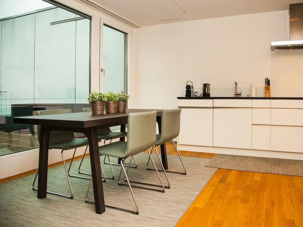 Penthouse Apartments Lakeside