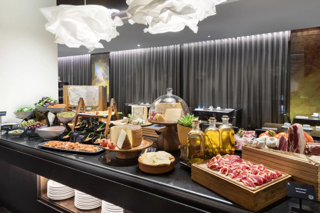 Renaissance Barcelona Hotel