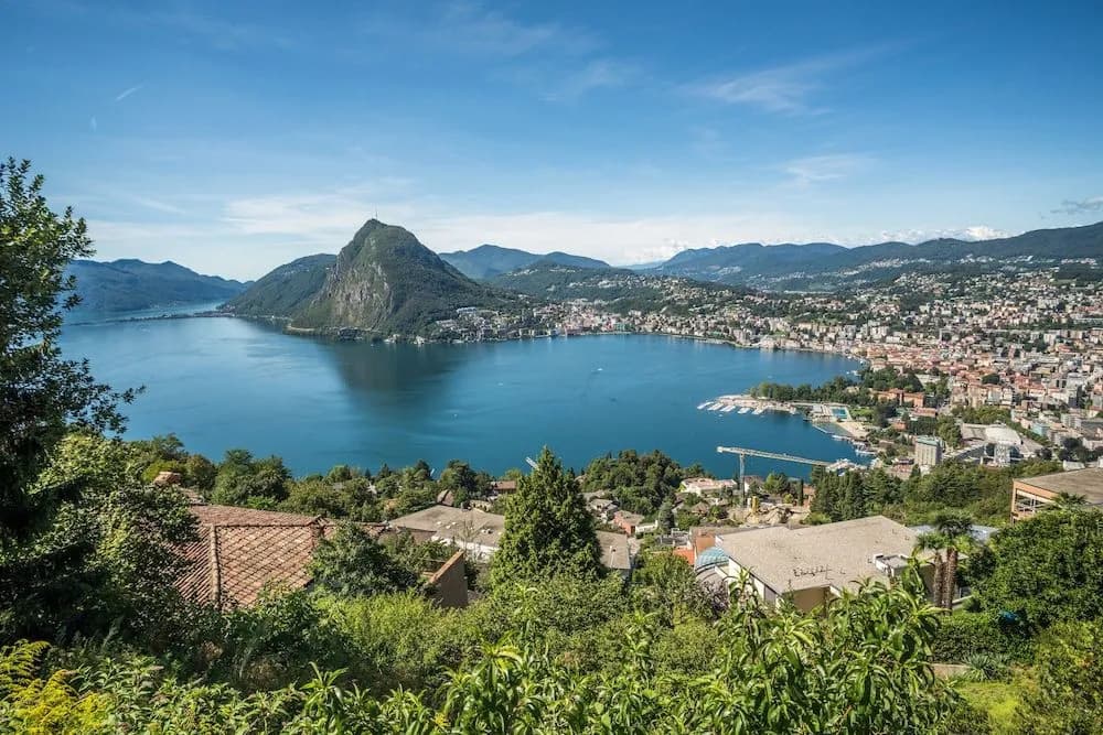 Maraini Lake View