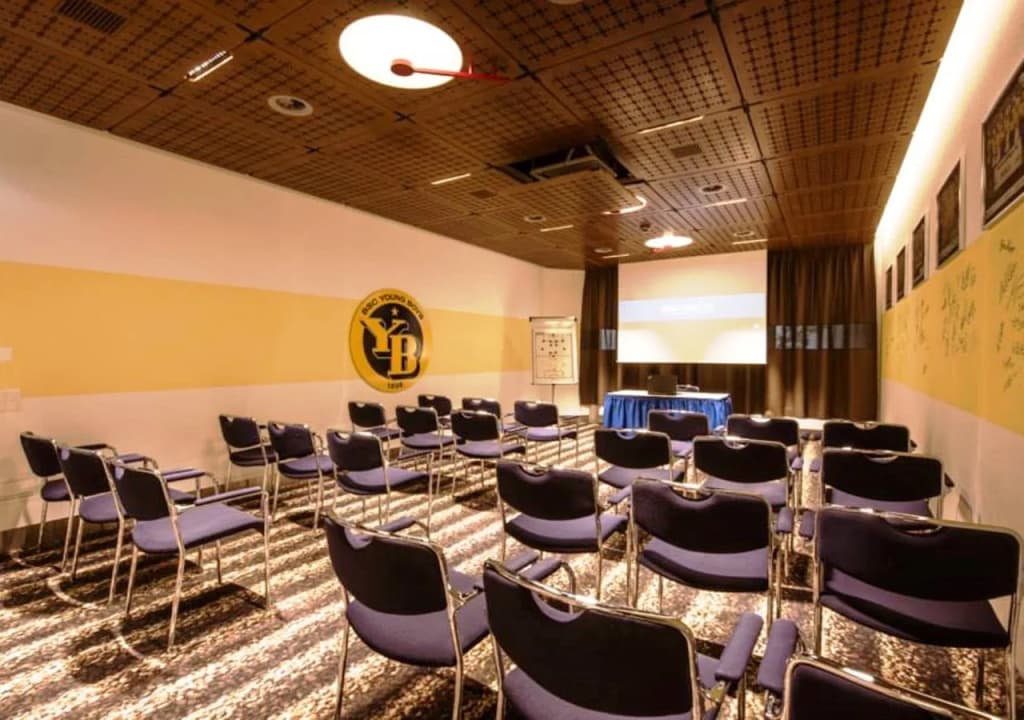 Hotel Ambassador