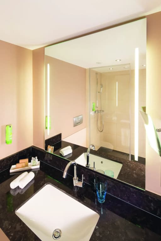 Mövenpick Hotel Geneva