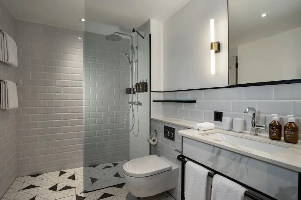 Neues Schloss Privat Hotel Zurich, Autograph Collection