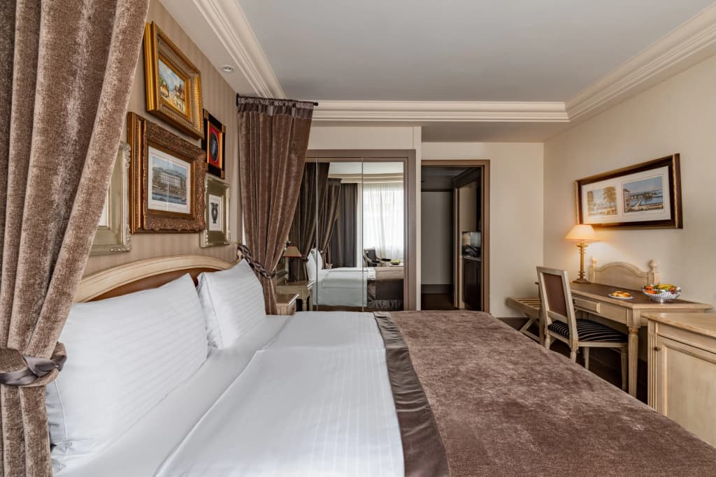 Hotel Royal