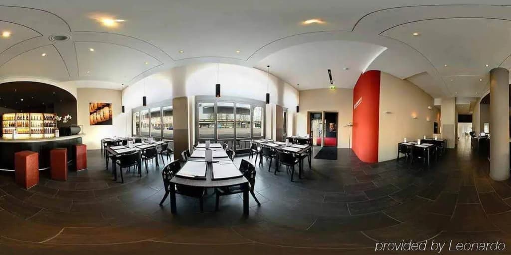 Royal Hotel