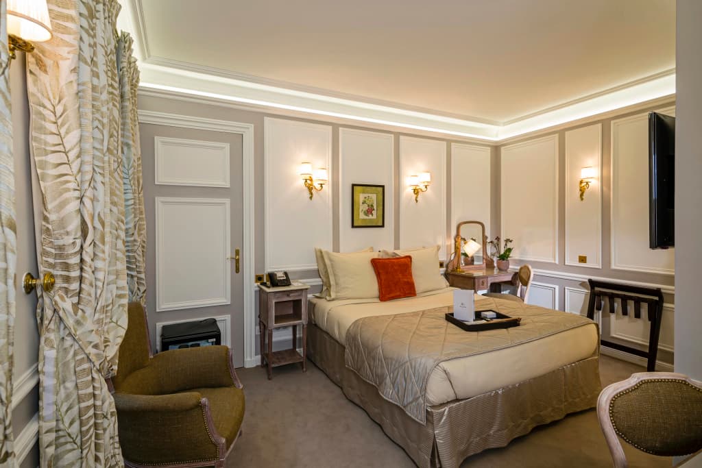 Hotel Regina Louvre