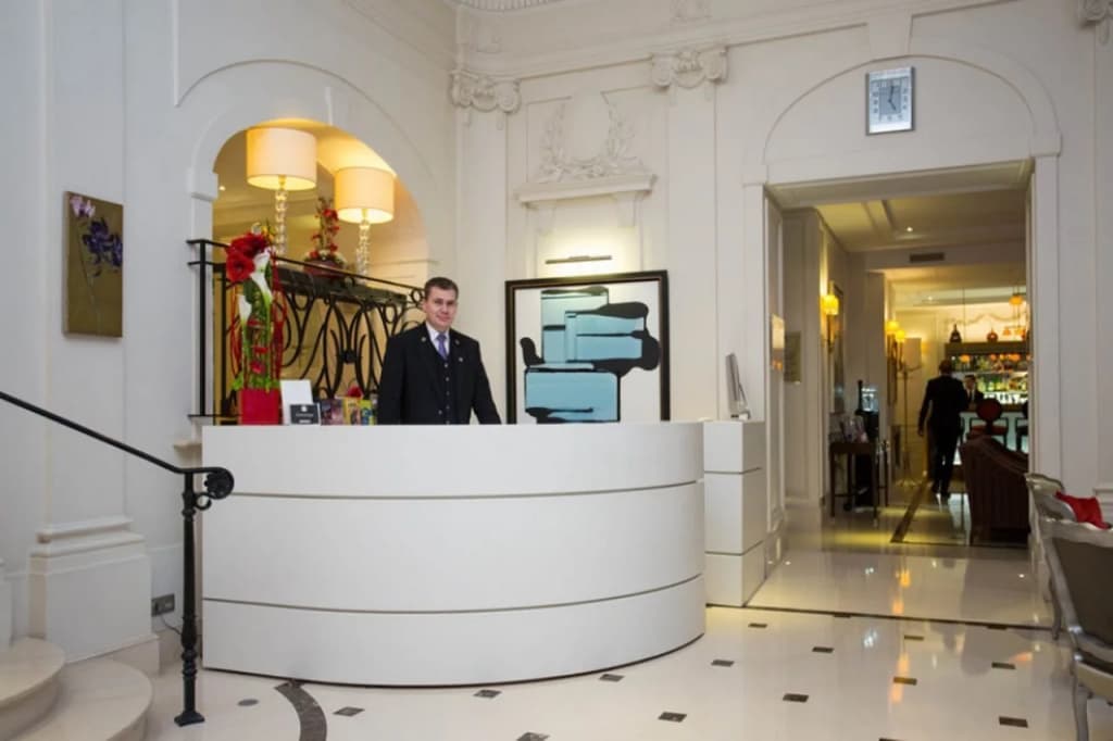 Majestic Hotel - SPA Champs Elysées