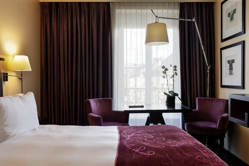 Eastwest Hotel