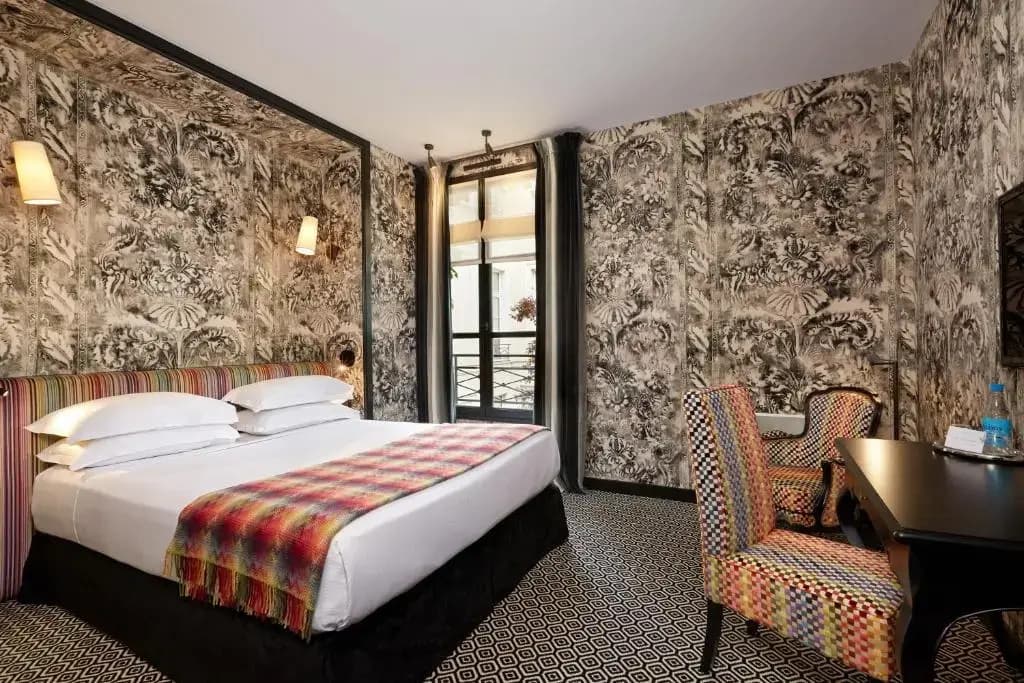 Pavillon de la Reine & Spa, Place des Vosges