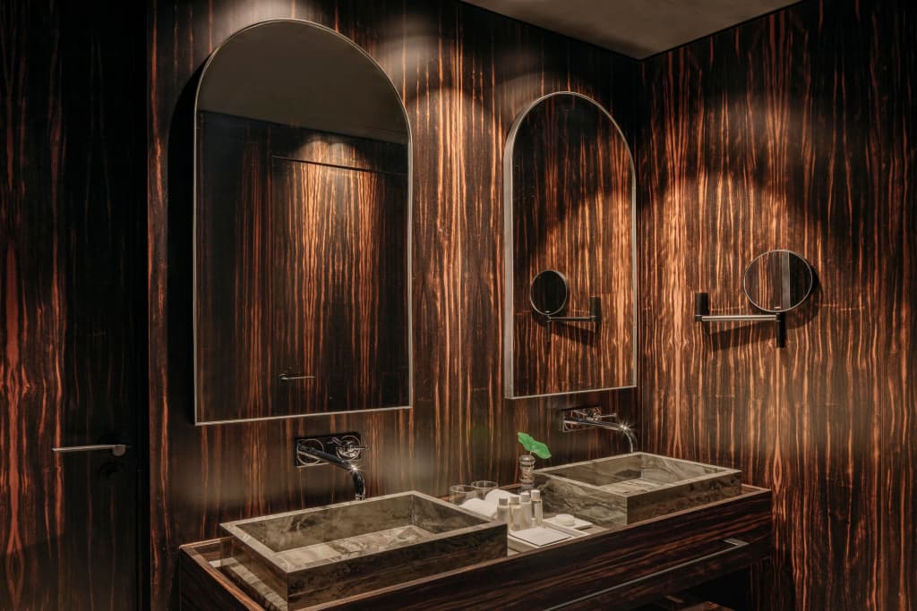 Hotel Bagues, a Small Luxury Hotels of the World
