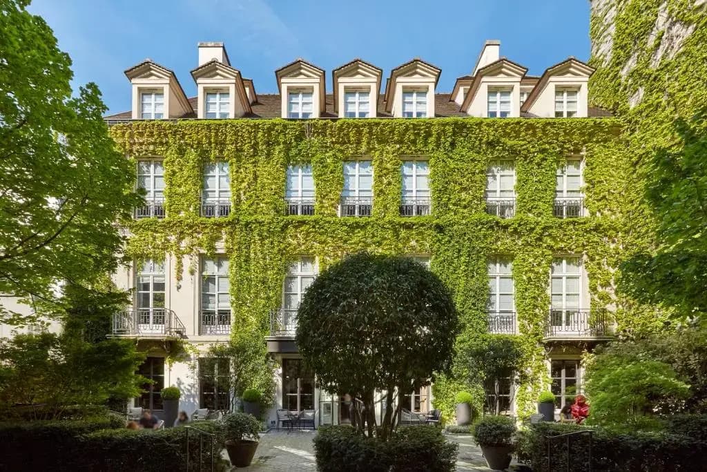 Pavillon de la Reine & Spa, Place des Vosges