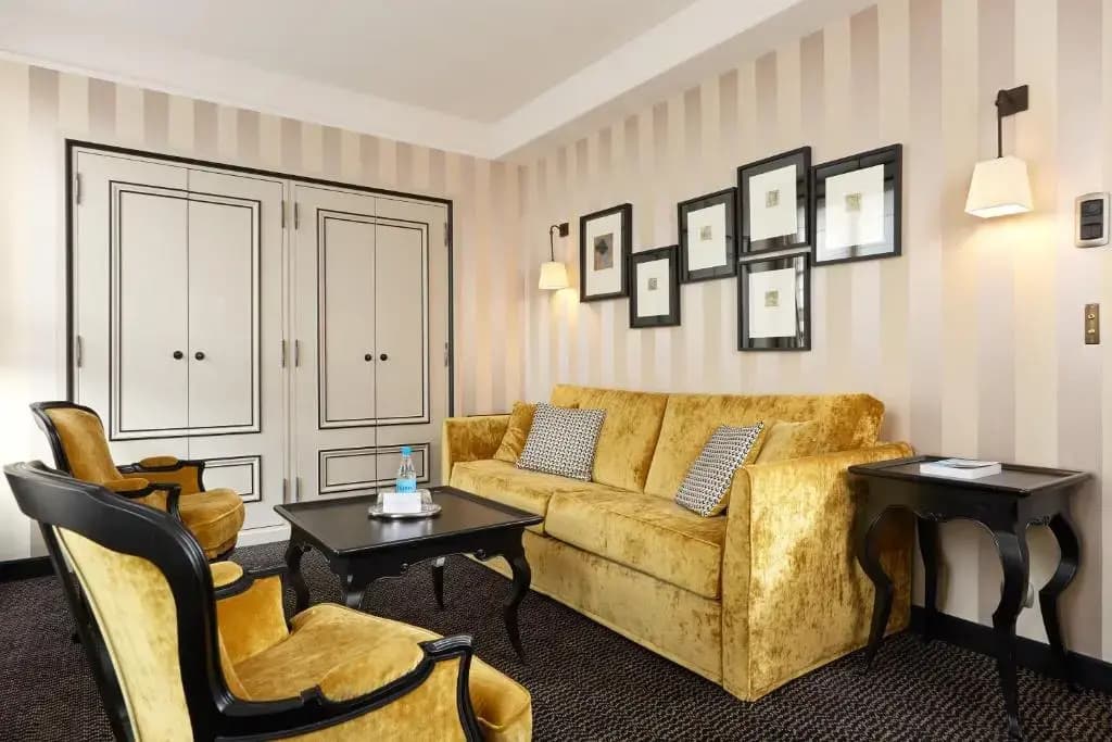Pavillon de la Reine & Spa, Place des Vosges